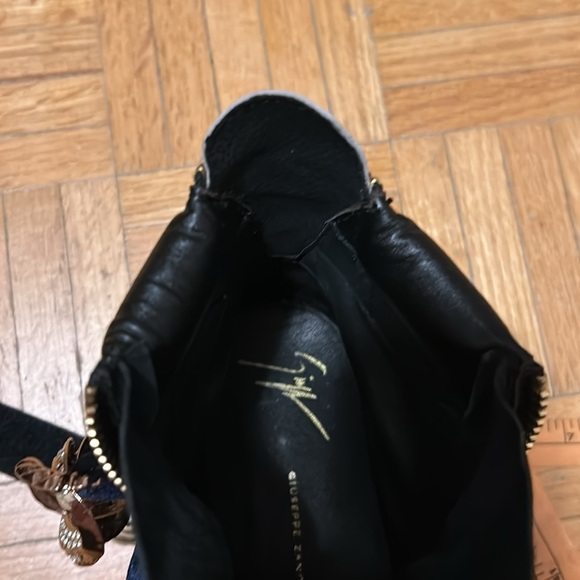 Giuseppe Zanotti Luxurious Navy blue and Gold Women's High-Top Sneakers - Picture 6 of 15